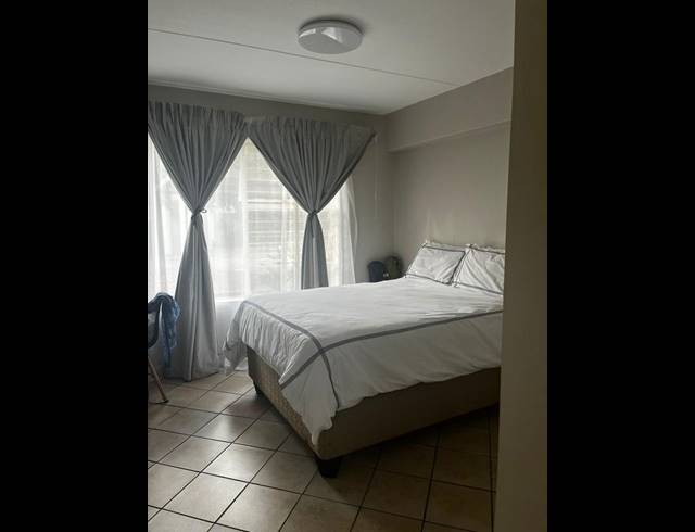2 BEDROOM TOWNHOUSE FOR SALE IN SANDTON CBD